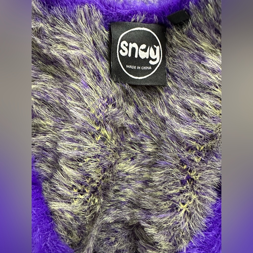NWOT Snag Tights Storm fluffy jumper eyelash lightning bat print sz 3/4X 24/26 - Picture 8 of 11
